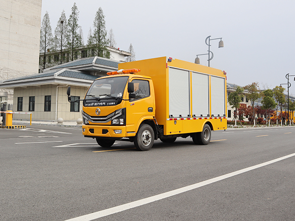 CLW5040XXH6小多利卡救险车